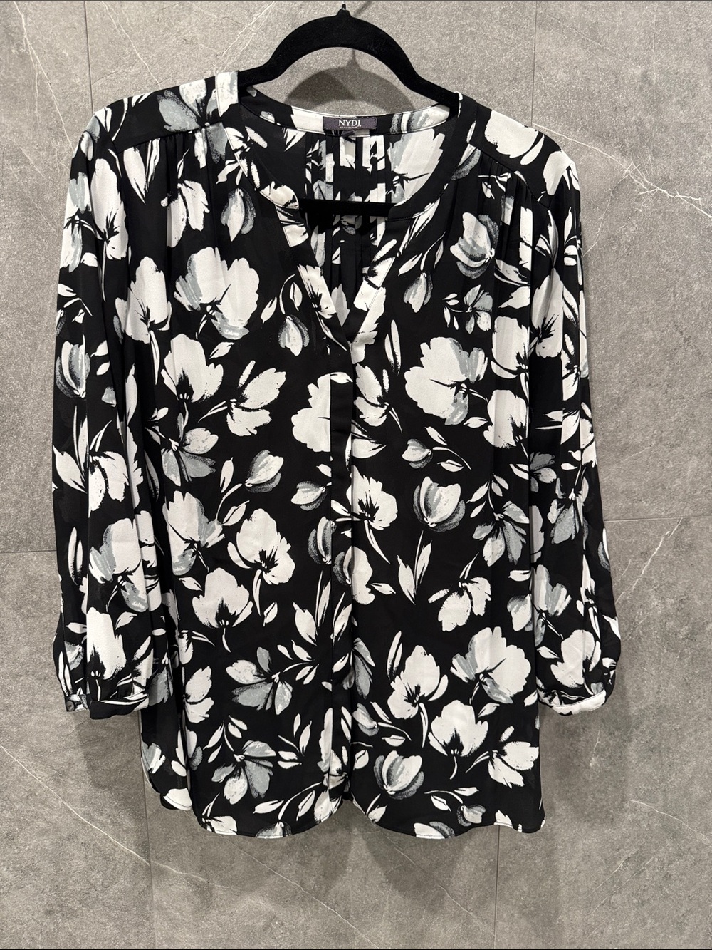 NYDJ Black White Floral 3/4 Sleeve Blouse Size L